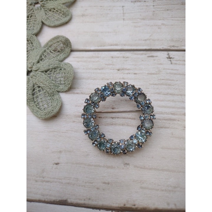 Vintage Weiss Signed Light Blue Rhinestone Wreath Brooch, Free US Ship