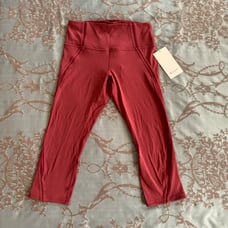 Lululemon Nulu Mesh Panels High-Rise Crop 21” Mulled Wine Women’s Size 10