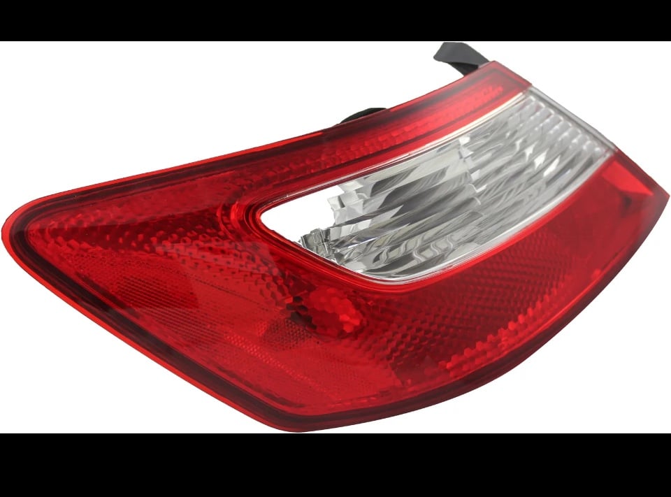 2008 Honda Coupe Driver Tail Light