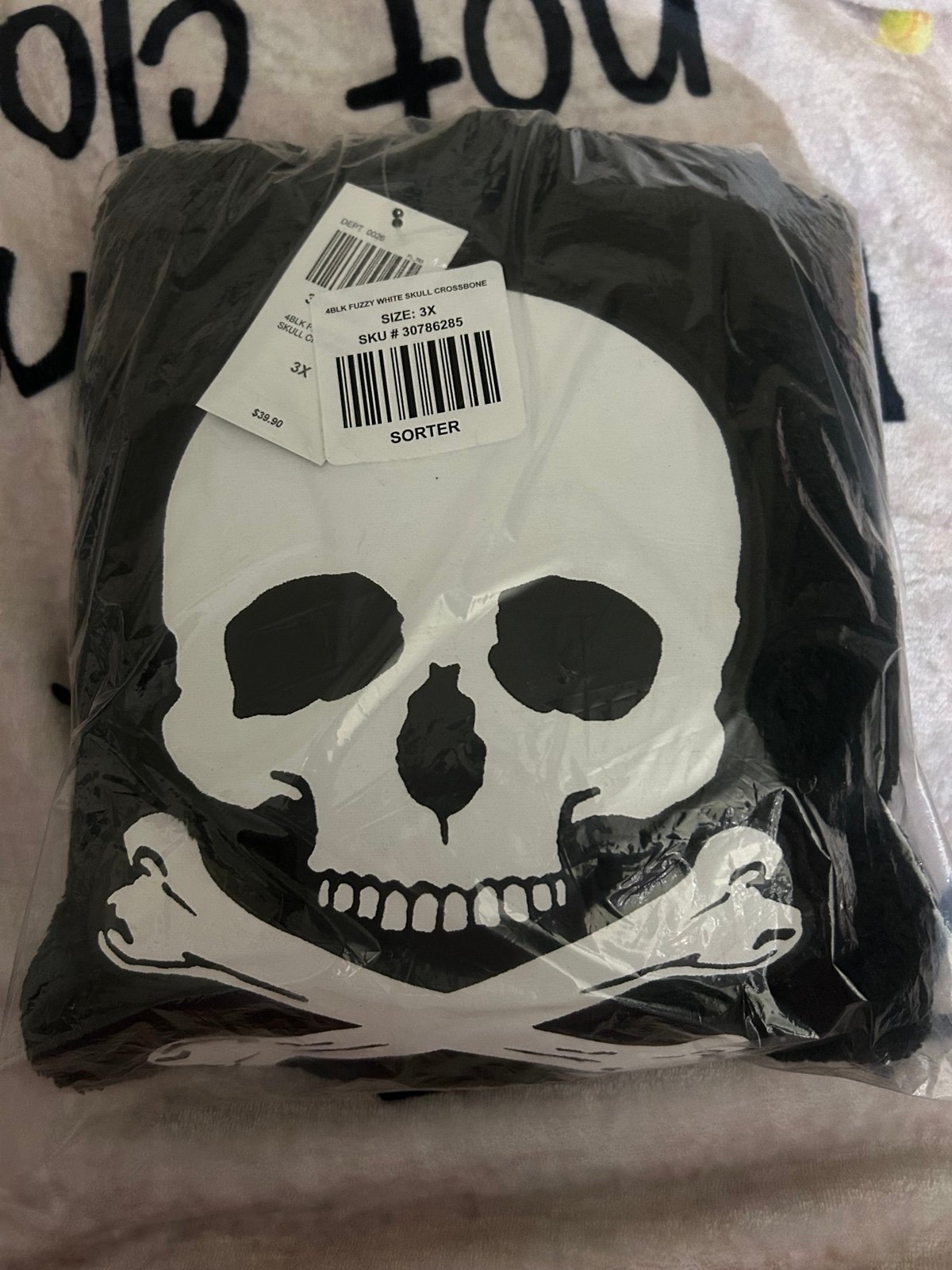 Social Collision Skull & Crossbones Girls Fuzzy Crop Hoodie
