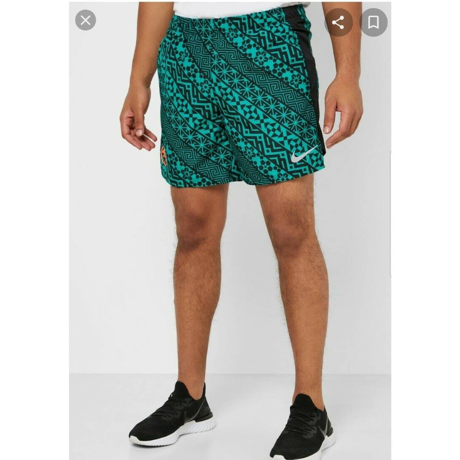 Nike Ekiden 7 Challenger Running Shorts