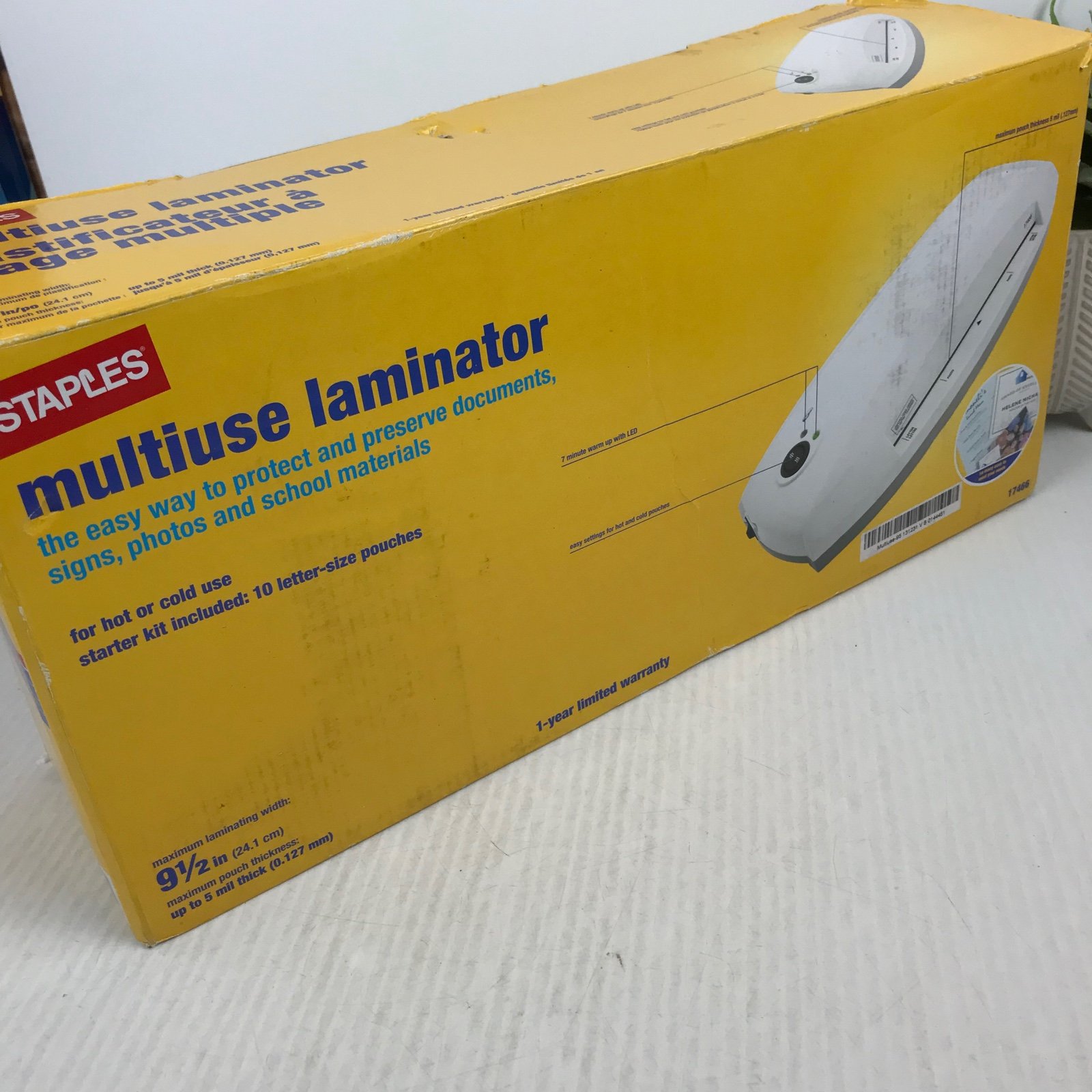 Staples 9.5 Thermal and Cold Multi Use Laminating Machine (17466)-Like New