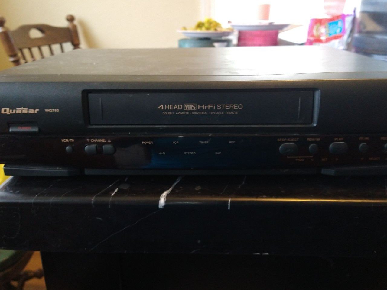 Quasar VHQ-40M VCR Omnivision 4 Head VHS