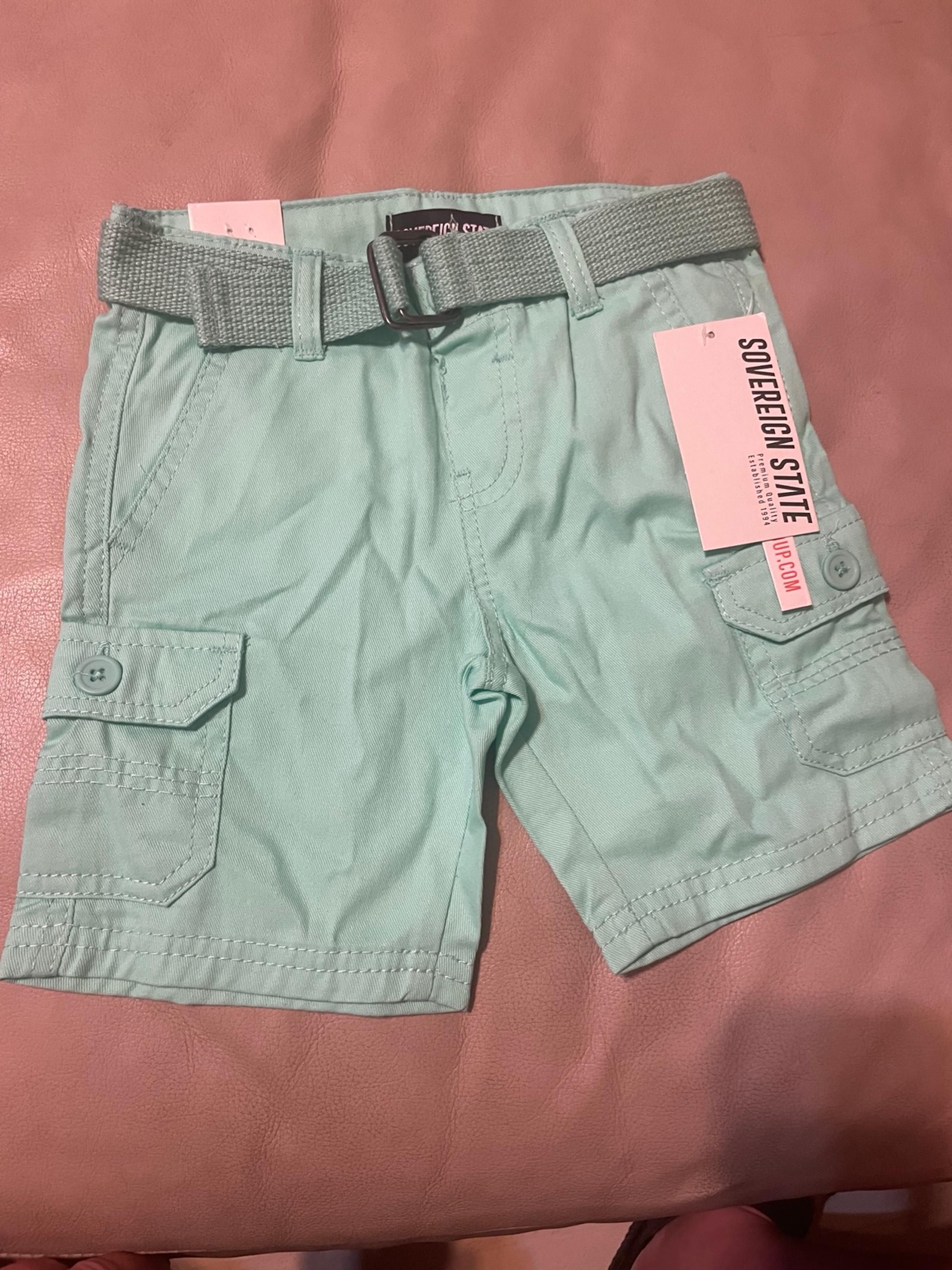 BNWT cargo shorts 3t - Sovereign Code
