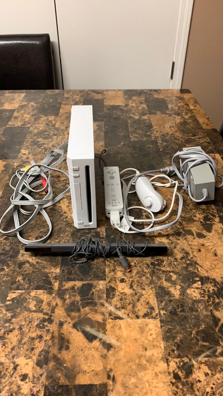 Wii game system model RVL-001(USA)