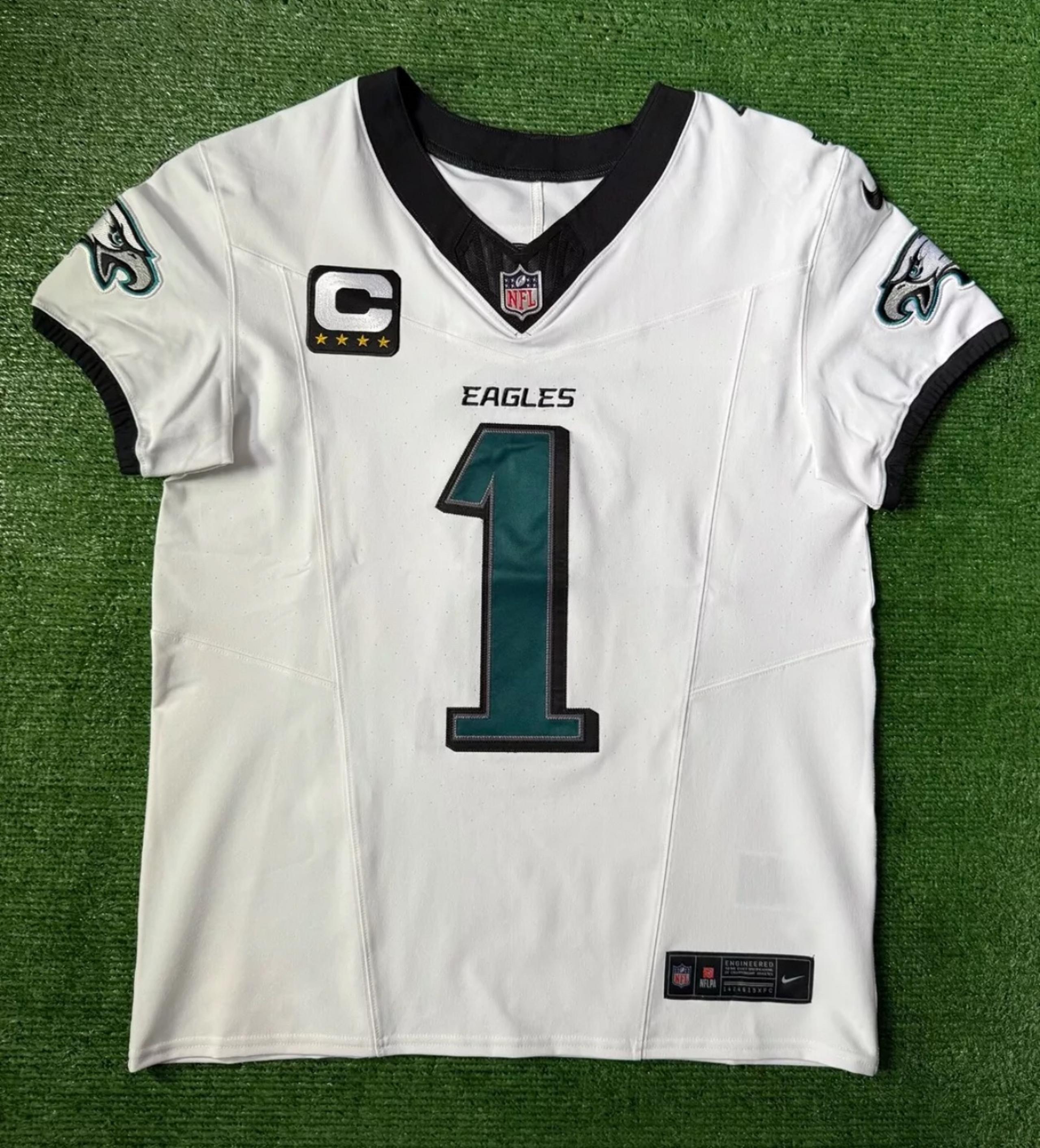 Authentic Jalen Hurts Philadelphia Eagles 2024 Nike F.U.S.E. Elite Jersey Sz 40