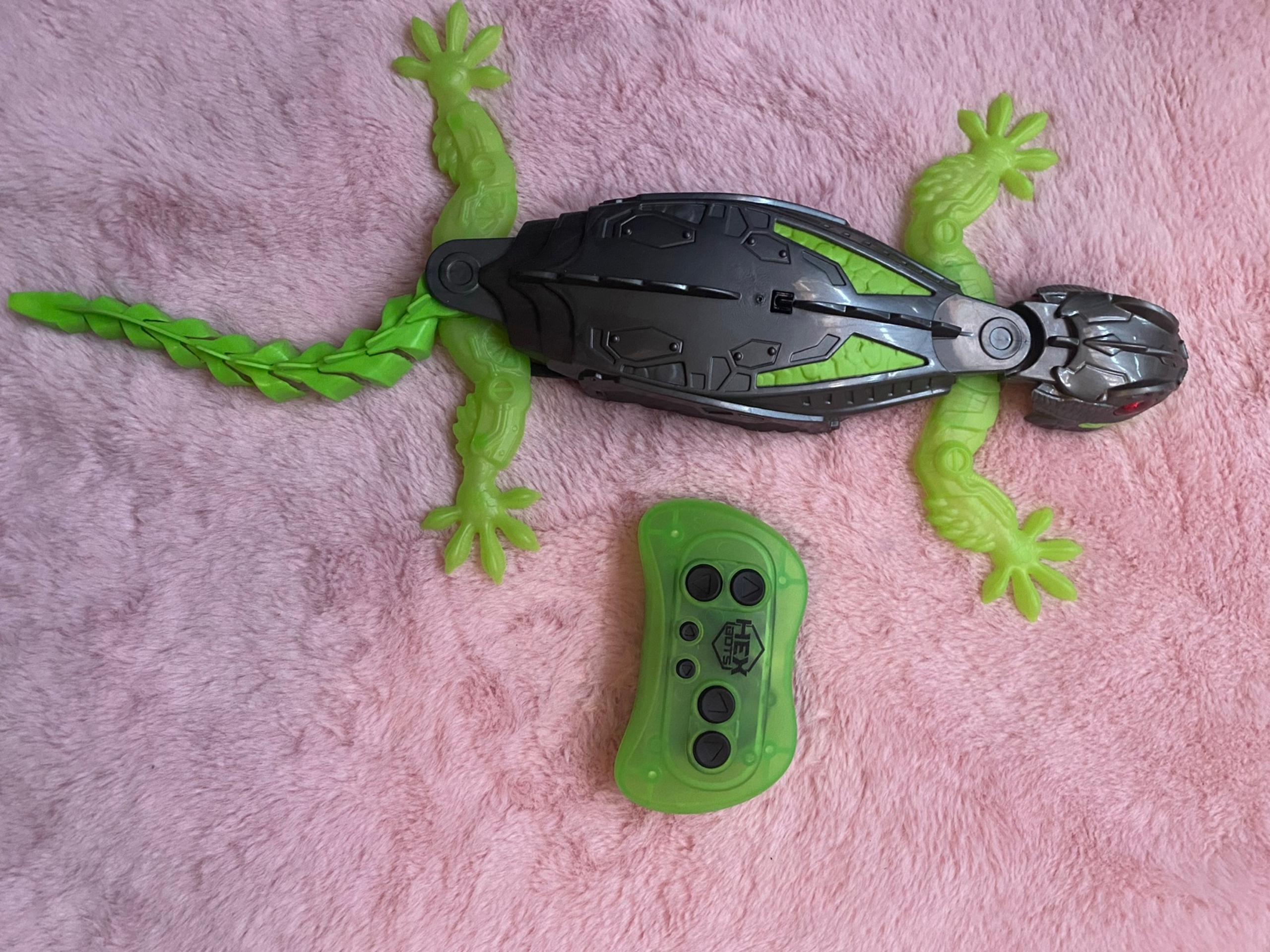 BOTS wall crawler gecko - HEX