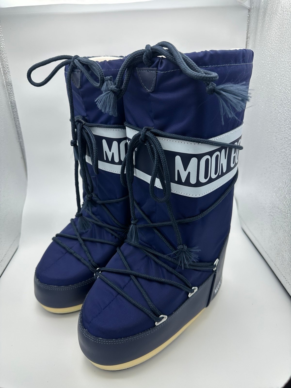 NEW Moon Boots icon blue nylon boots EU 35/38 US men size 3.5/6   US women 4.5/7