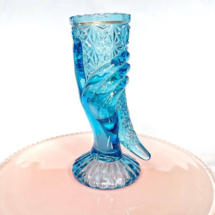 Early 1930's Fenton Blue Glass Daisy Hand Cornucopia Horn Plenty Vase