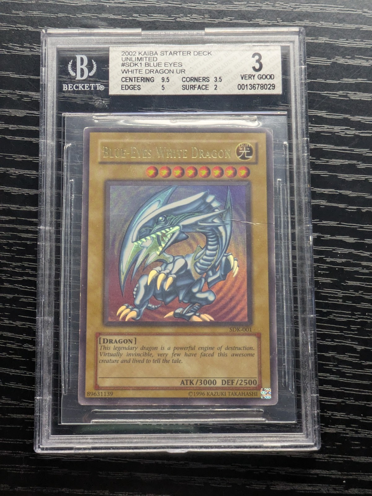 Yu-Gi-Oh! Blue-Eyes White Dragon SDK-001 Ultra Rare - Beckett Graded 3
