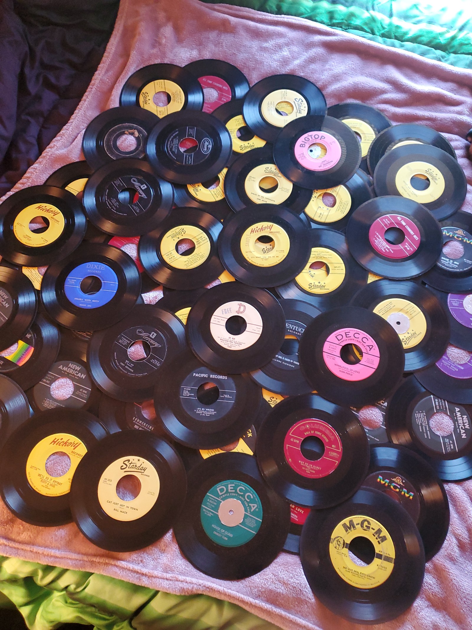 Lot 14, 65 old time Bluegrass 45 rpm records, vinyl