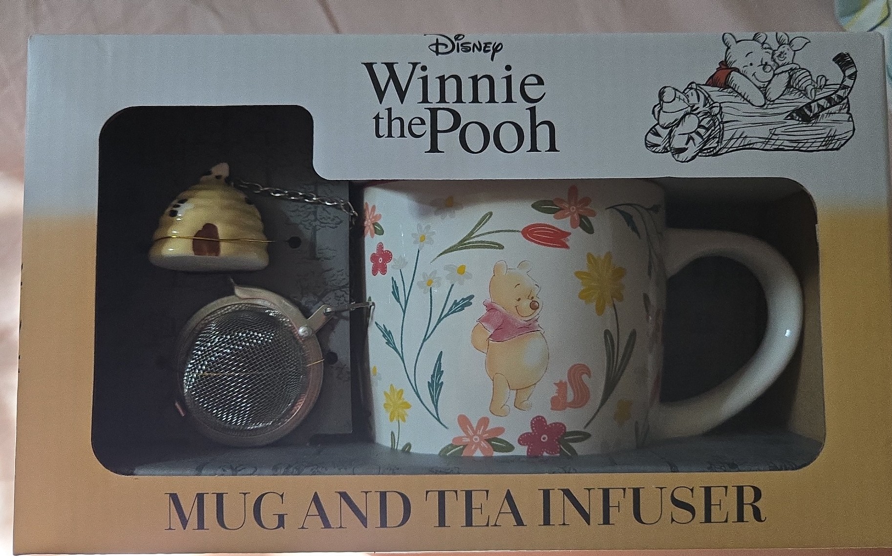 Winnie the Pooh Mug and Tea Infuser