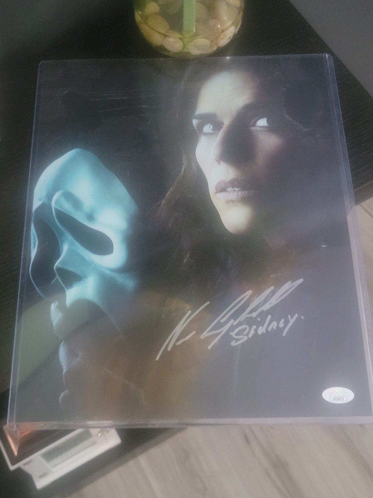 Neve Campbell 11x14