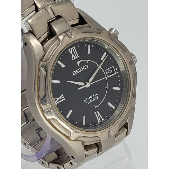 Seiko Kinetic Titanium Men's Watch Black Dial Date 5M42-0L99