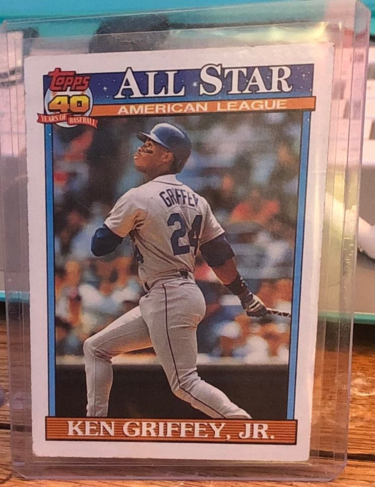 Ken Griffey Jr. Topps Rookie Card #392