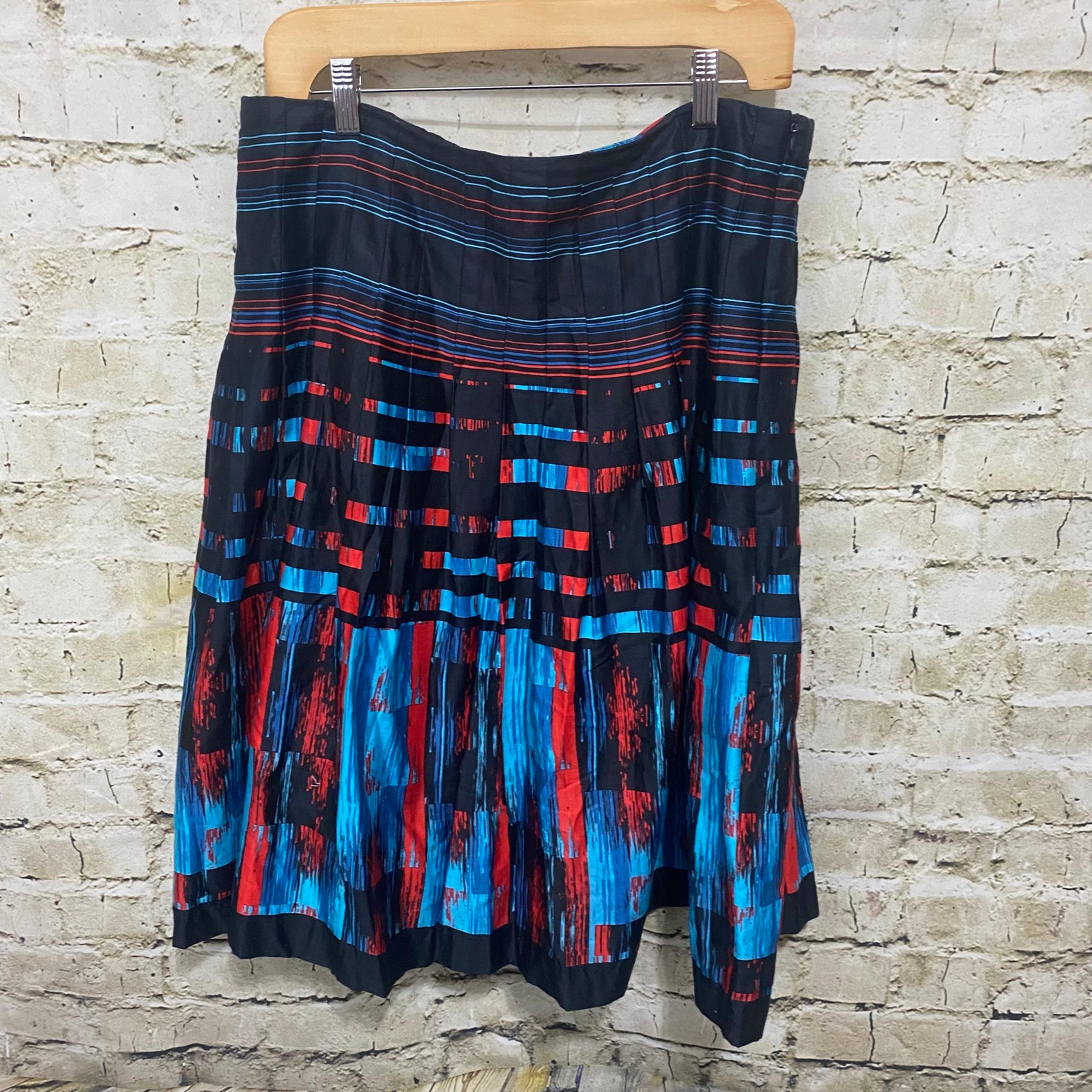Madison Black Blue Red Geometric Print Pleated A Line Skirt