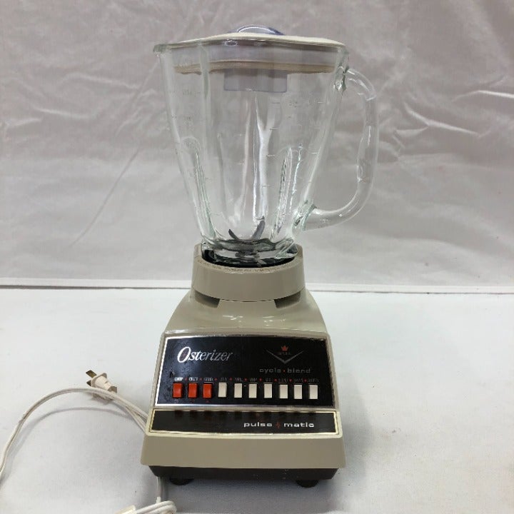 VINTAGE OSTERSIZER IMPERIAL PULSE MATIC ALMOND COLOR 10 SPEED W/5 CUP JAR WORKS