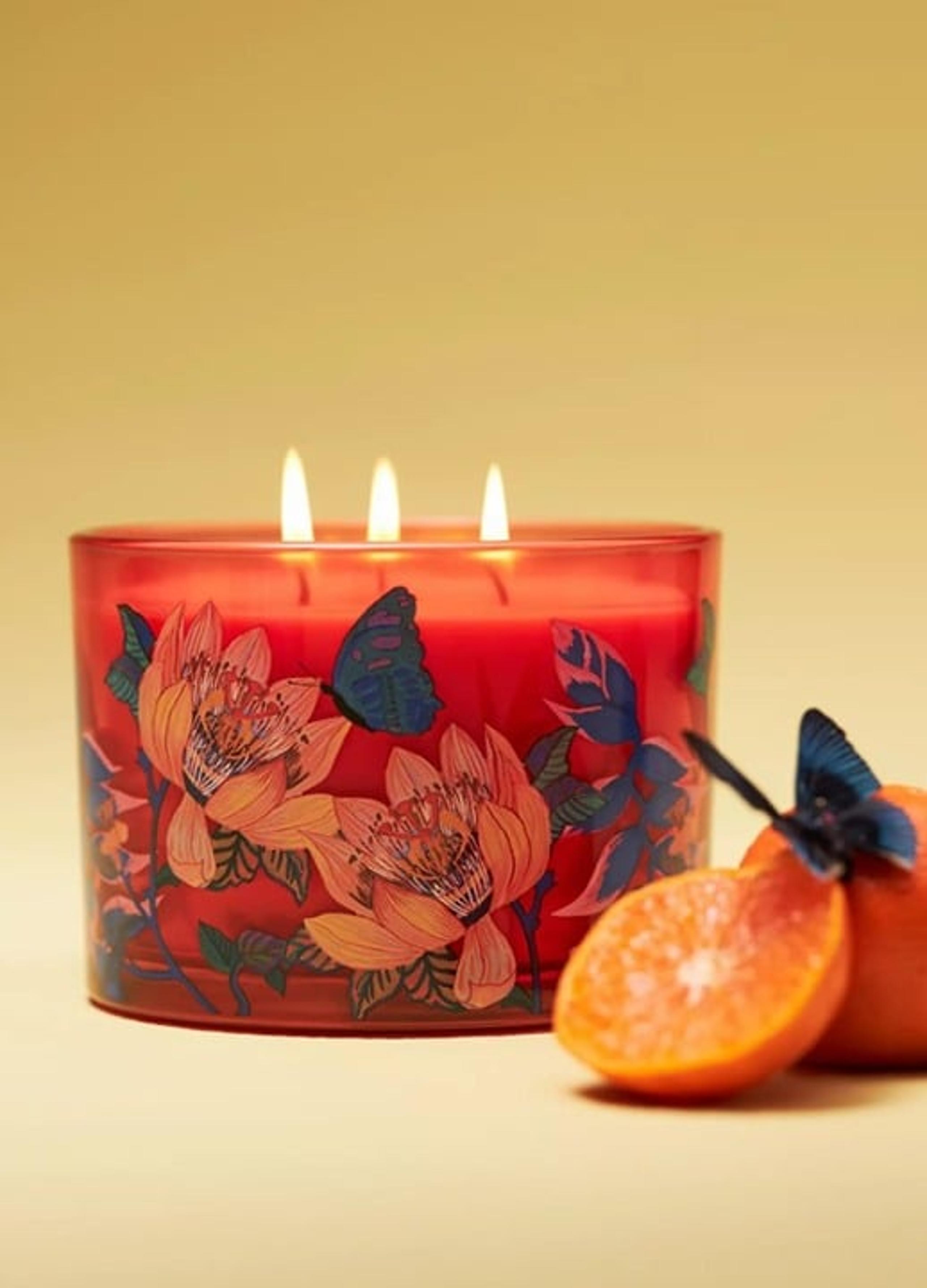 Anthropologie Aria Fruity White Amber Mandarin Glass Candle orange flower lotus