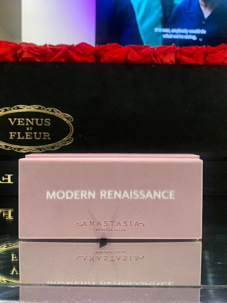 Anastasia Beverly Hills Modern Renaissance Eyeshadow Palette