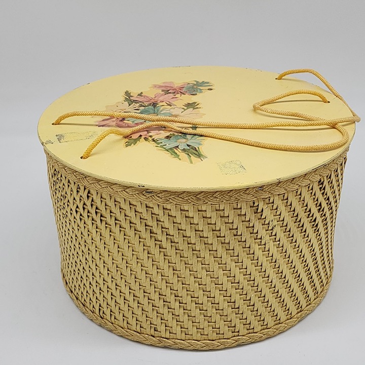 Yellow Wicker Sewing Basket with Lid and Spool Holder by Princess 6.25 High