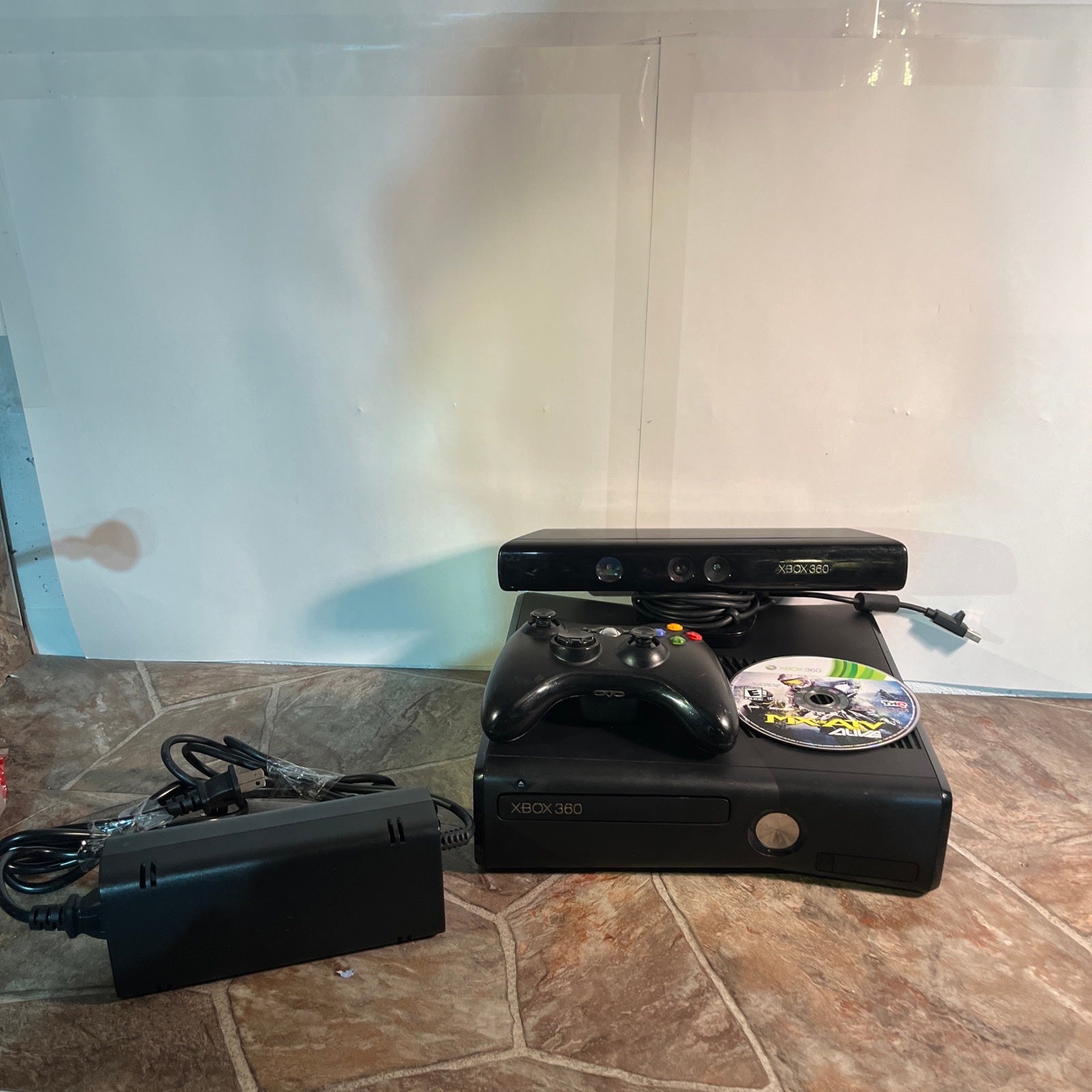 Xbox 360 S See Description