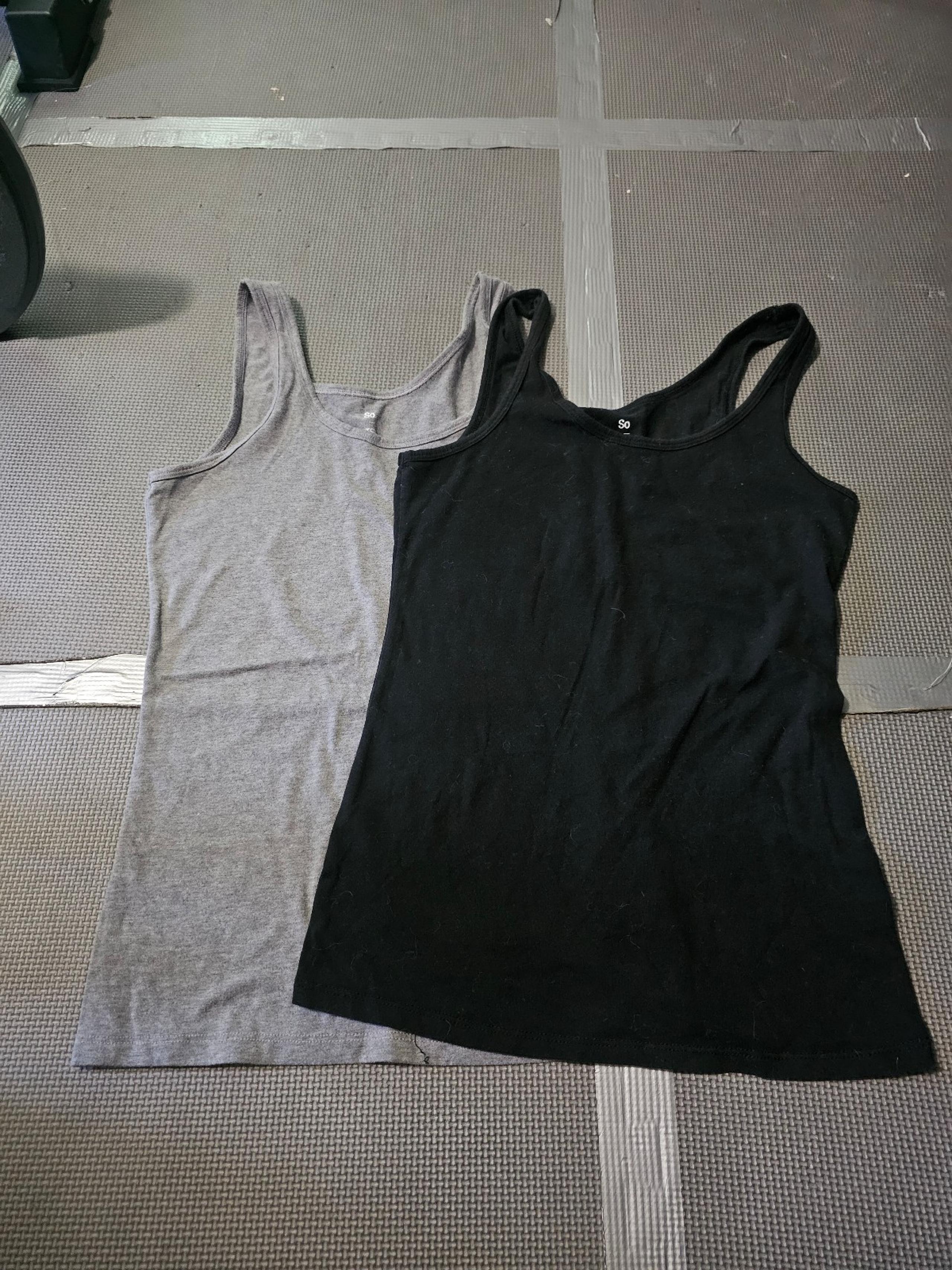 Scoop neck tanks