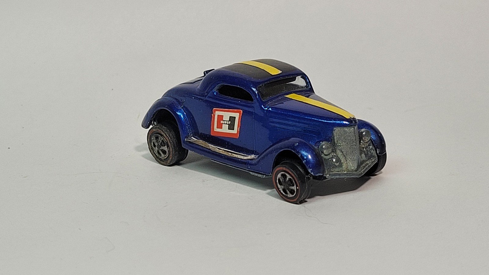 Vintage Redline Hot Wheels - Classic 36 Ford Coupe - Blue