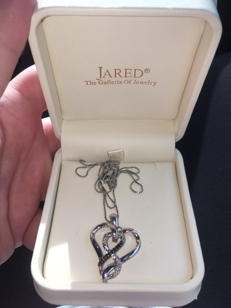 Like New Diamond Heart Necklace