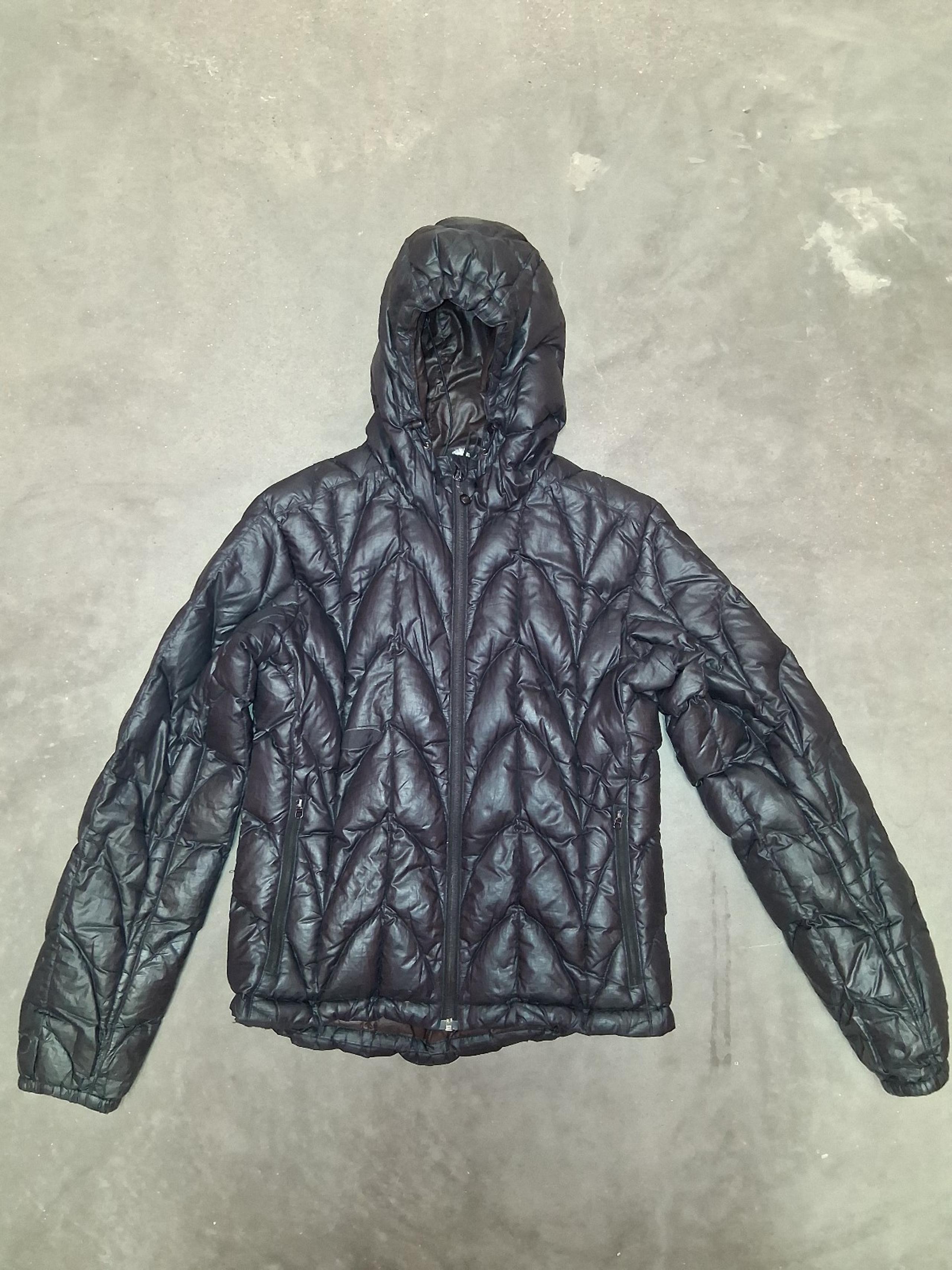Outdoor research puffer hooded jacket women's M