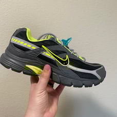 Nike initiator shoes