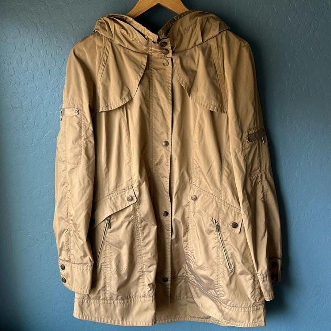 Cole Haan back bow tied lightweight jacket