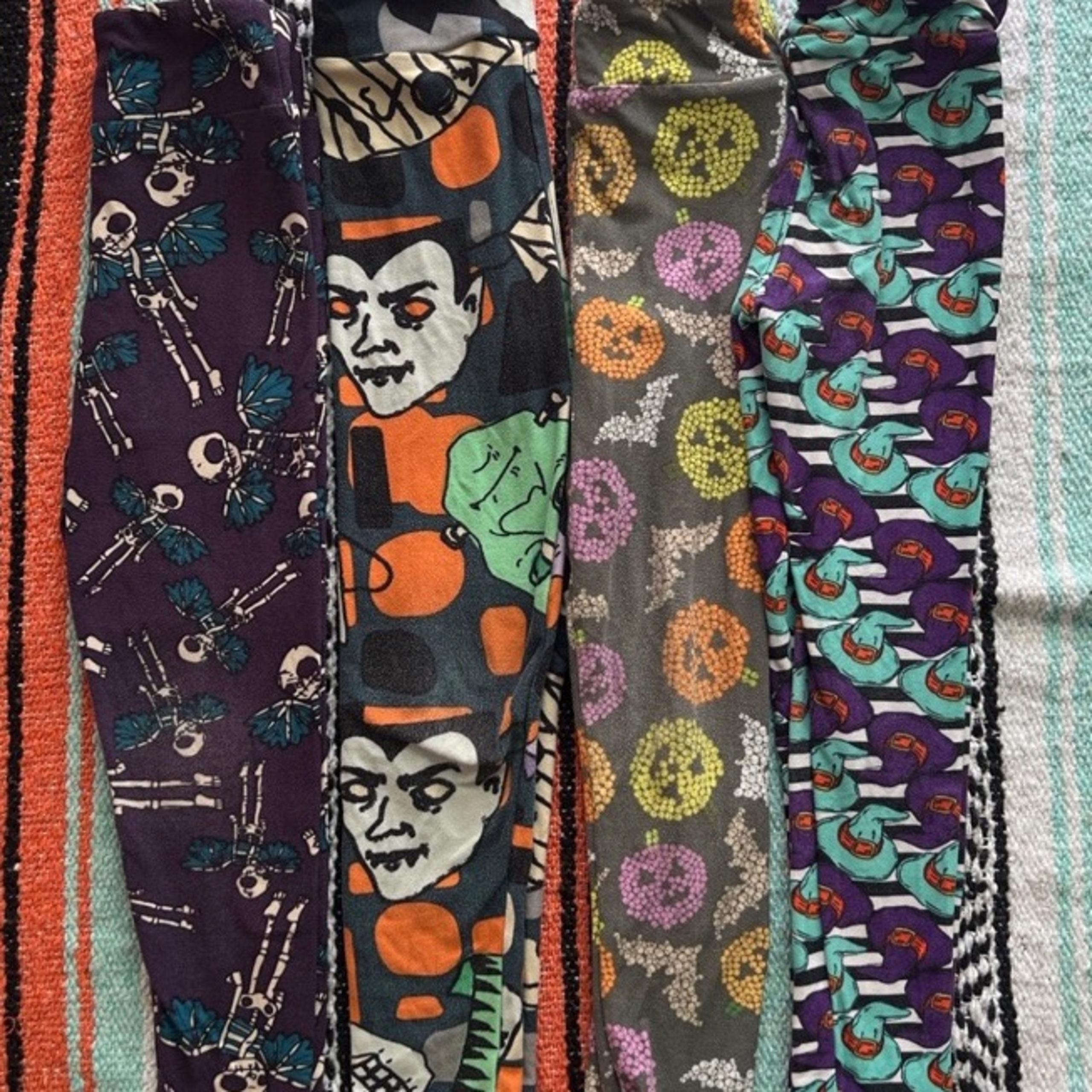 Kids lularoe Halloween leggings!