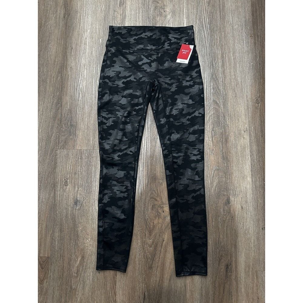 Spanx Girls Faux Leather Camo Leggings Size XL Black Gray X-Large NWT