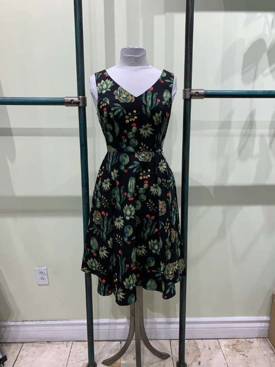 Eva Rose Black And Green Succulent Print V-Neck Fit & Flare Dress With Pockets