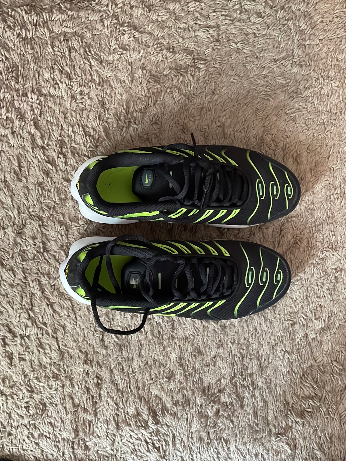Nike shoes