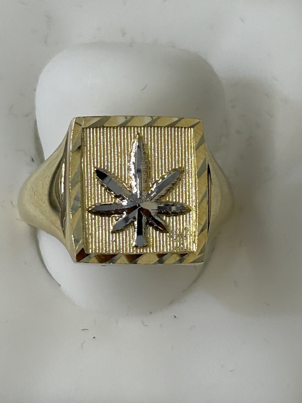 10k yellow gold ring