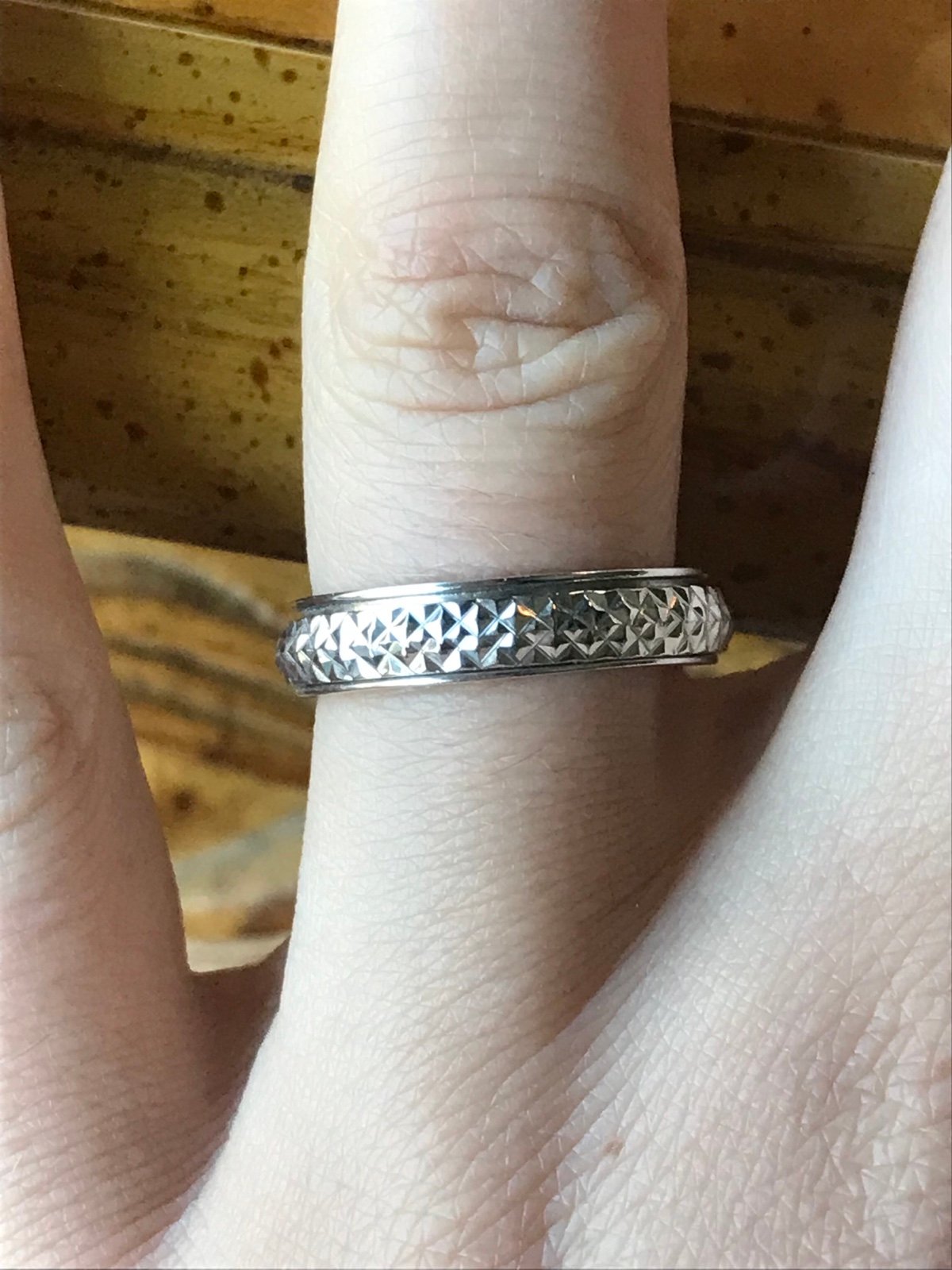 Sterling Silver Diamond Cut Band Ring Size 7