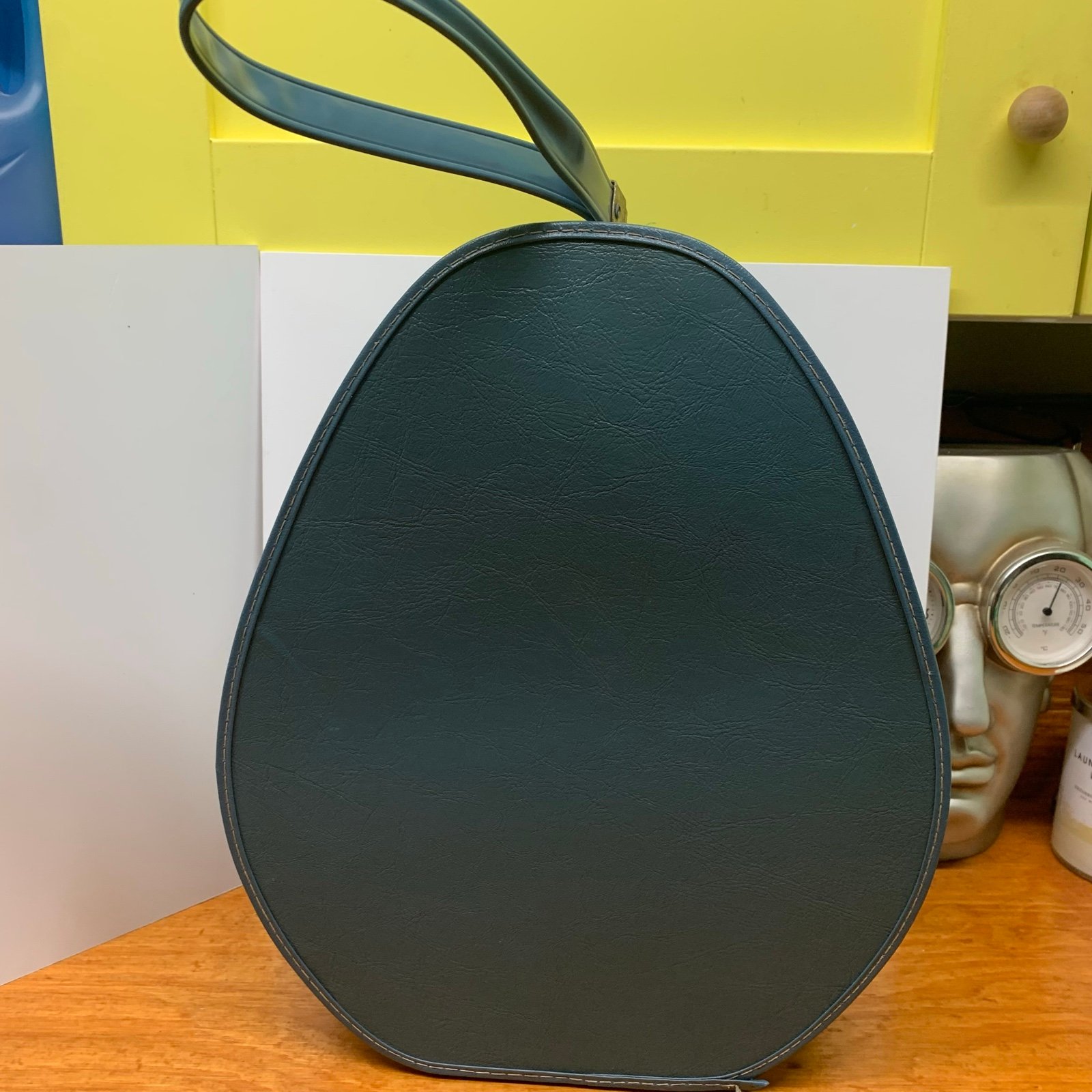 Vintage Teardrop Egg Shaped Travel Hat Box W/ Hand Strap