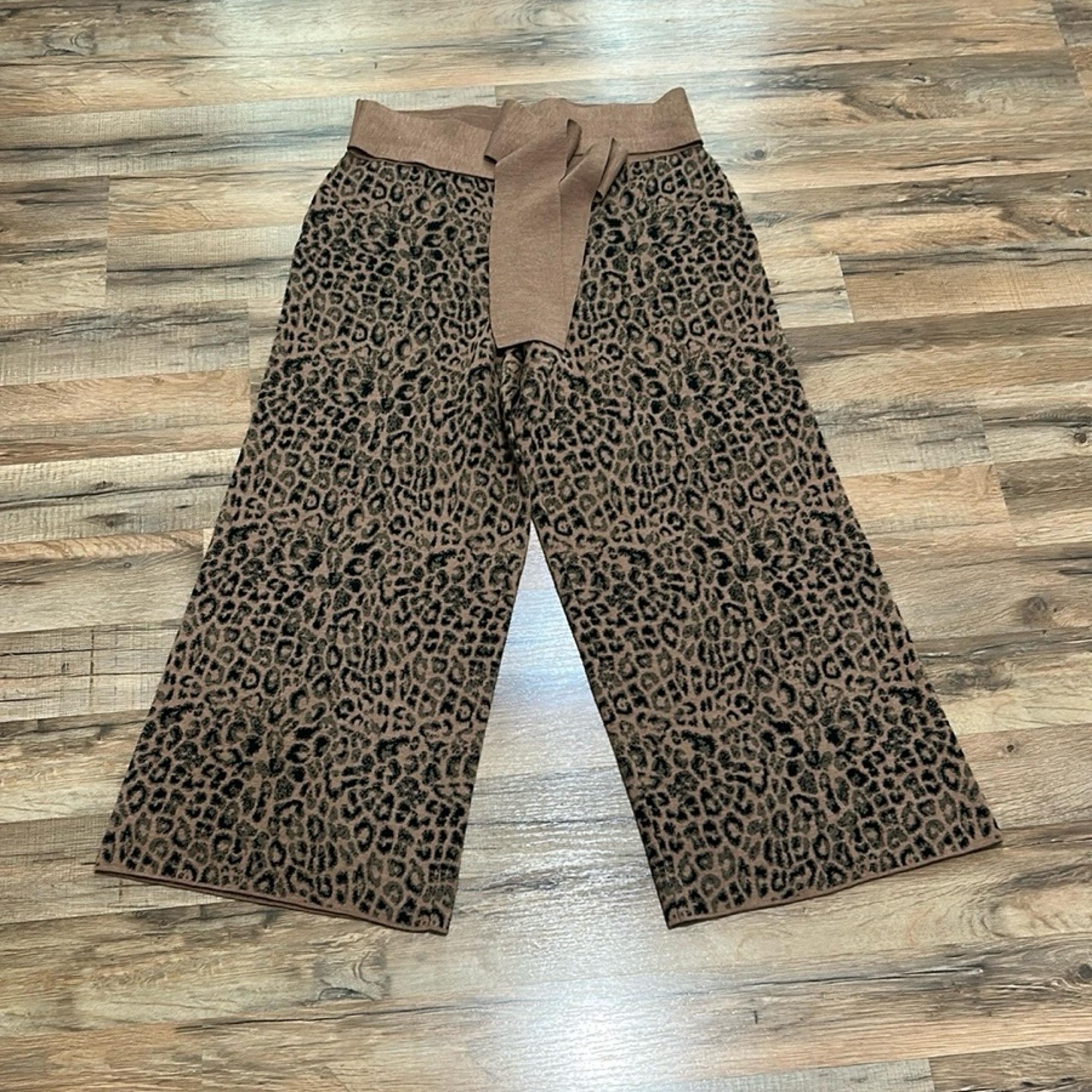ANTROPOLOGY WOMENS LEOPARD PRINT WIDE LEG SWEATER PANTS Sz MEDIUM