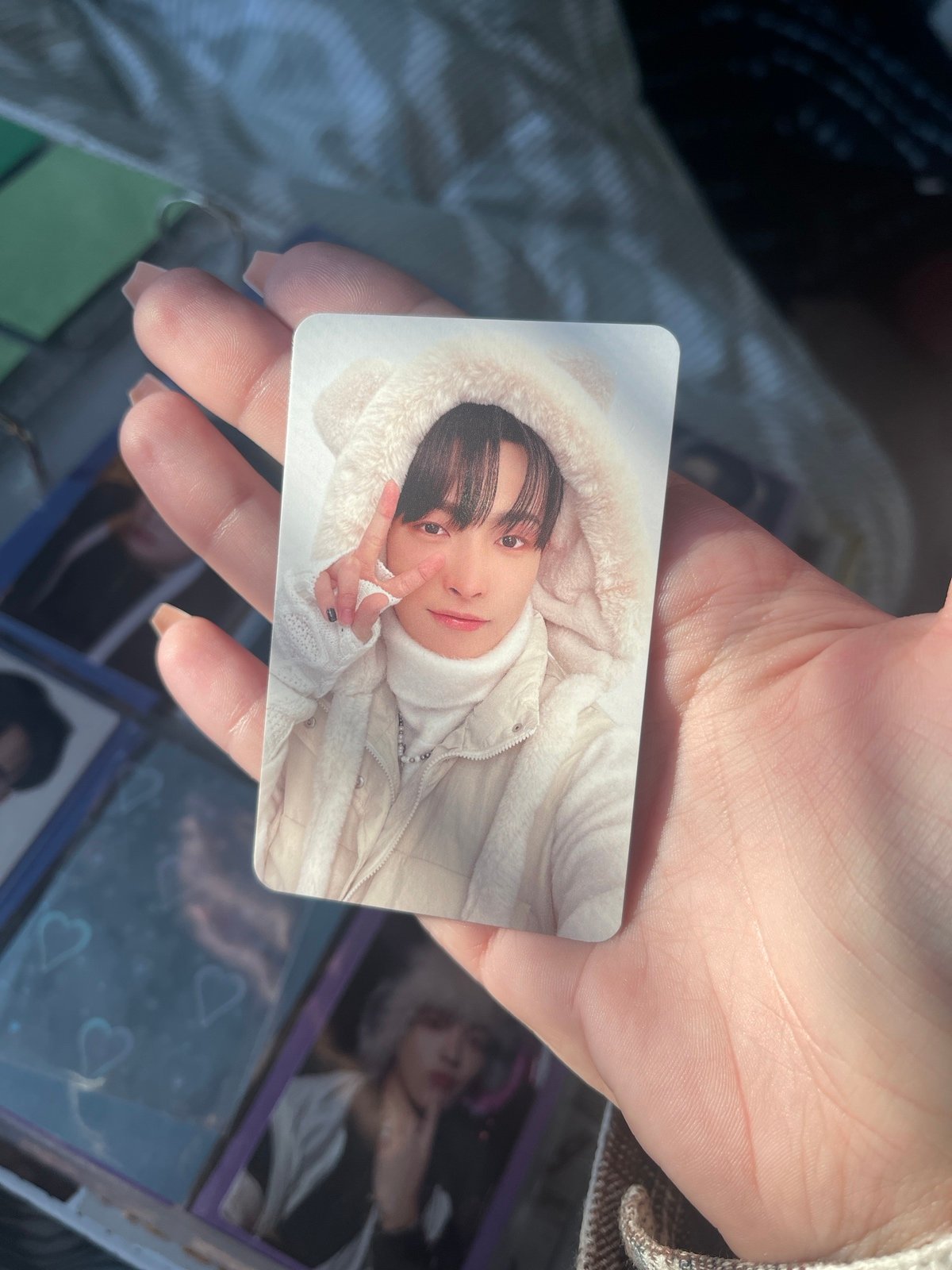 Hongjoong snowman factory photocard