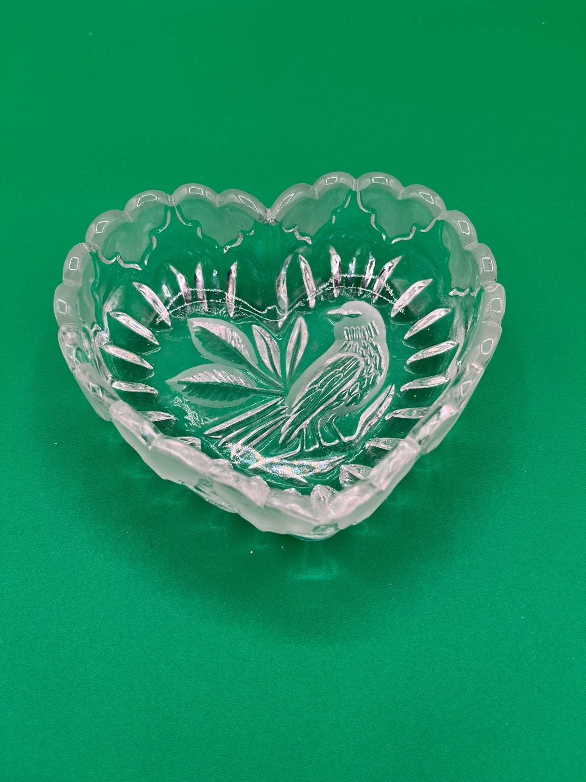 Vintage Hofbauer Byrdes Crystal bird Heart Shape dish rare Vintage Hofbauer Byrdes Crystal bird Heart Shape dish rare