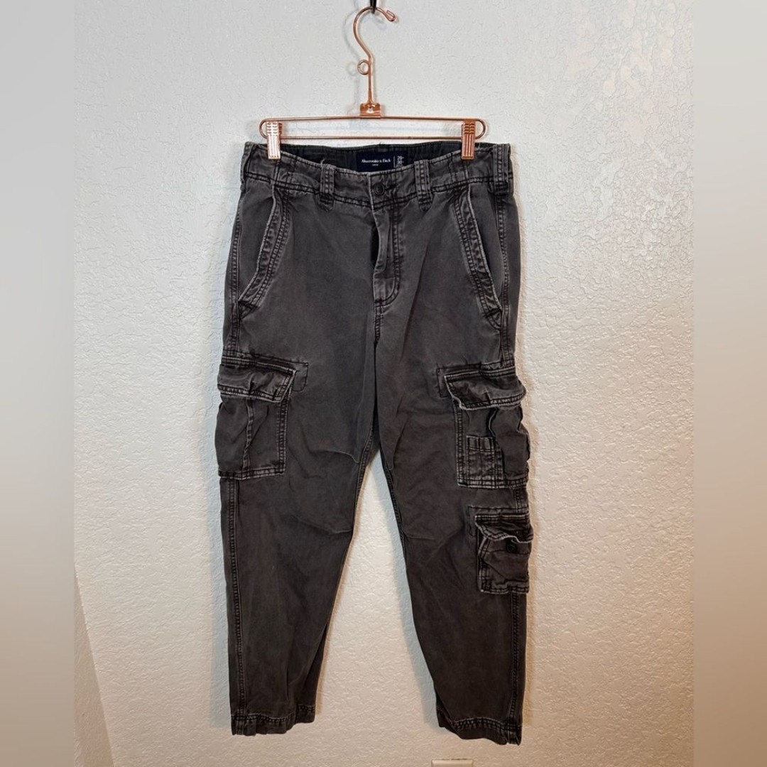 Abercrombie & Fitch charcoal Gray Cargo Pants size 29