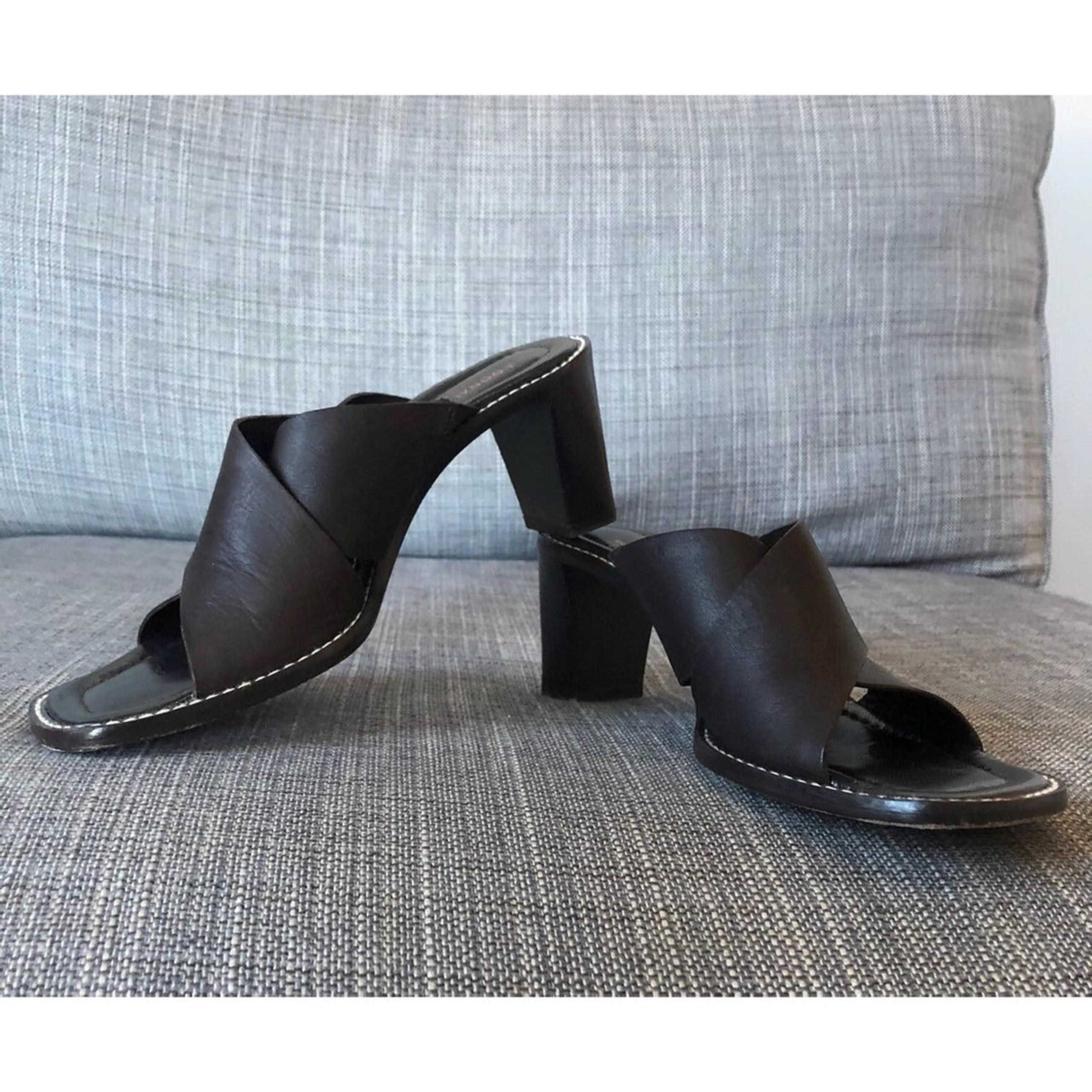 Donald Pliner Mules