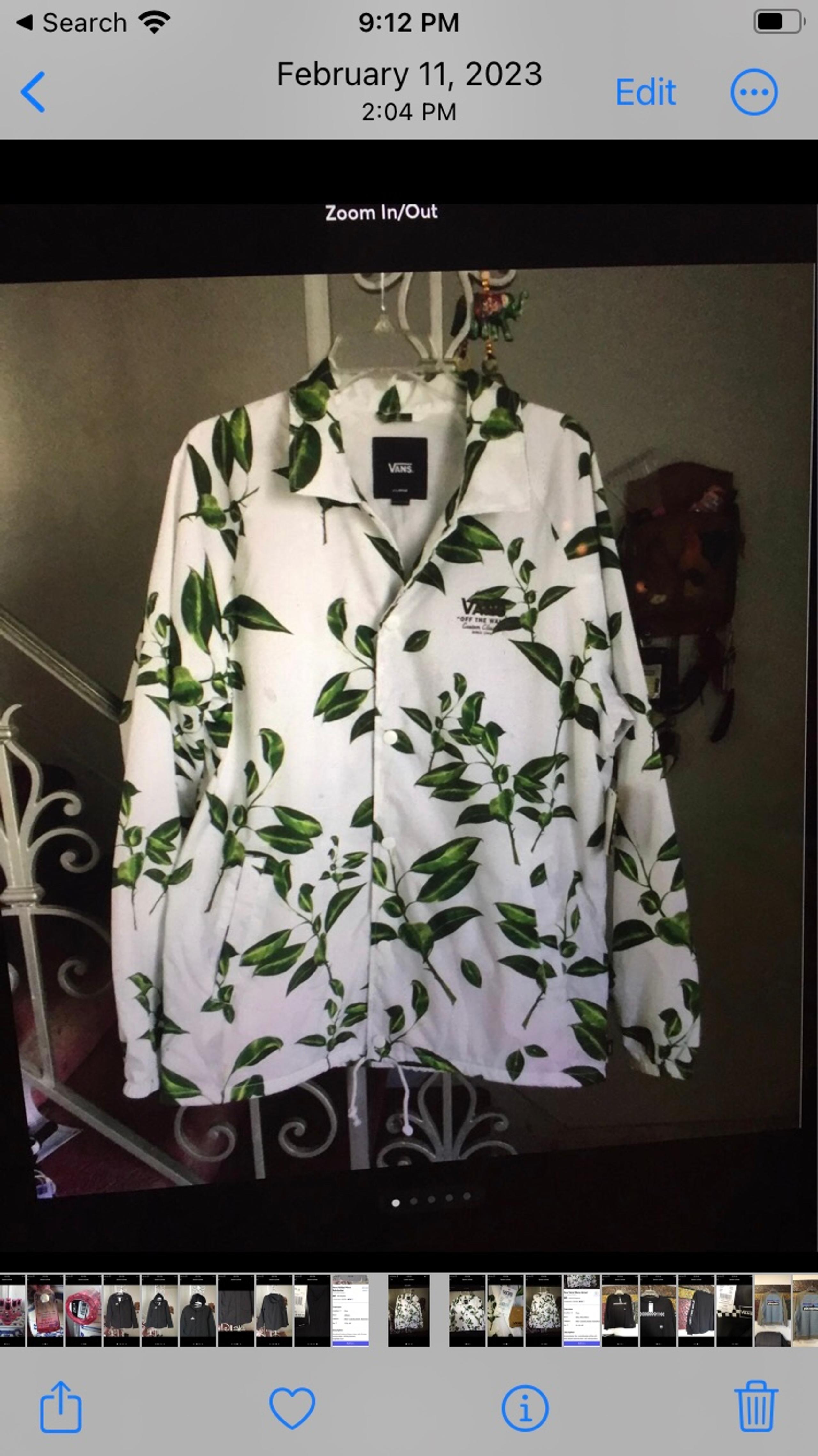 New Vans Mens Windbreaker