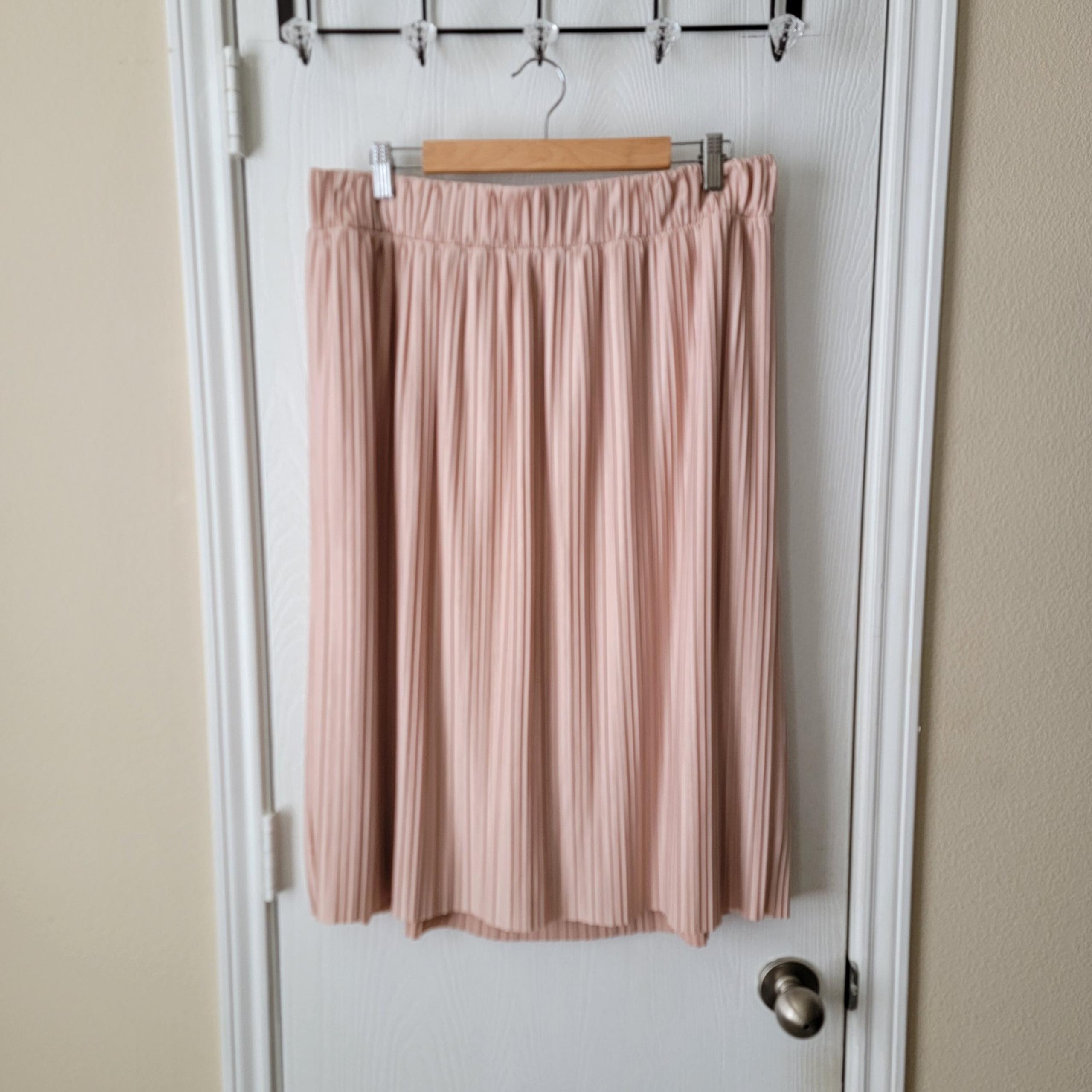 Torrid Pleated Midi Skirt