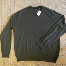Sweater cashmere .saks fifth Avenue