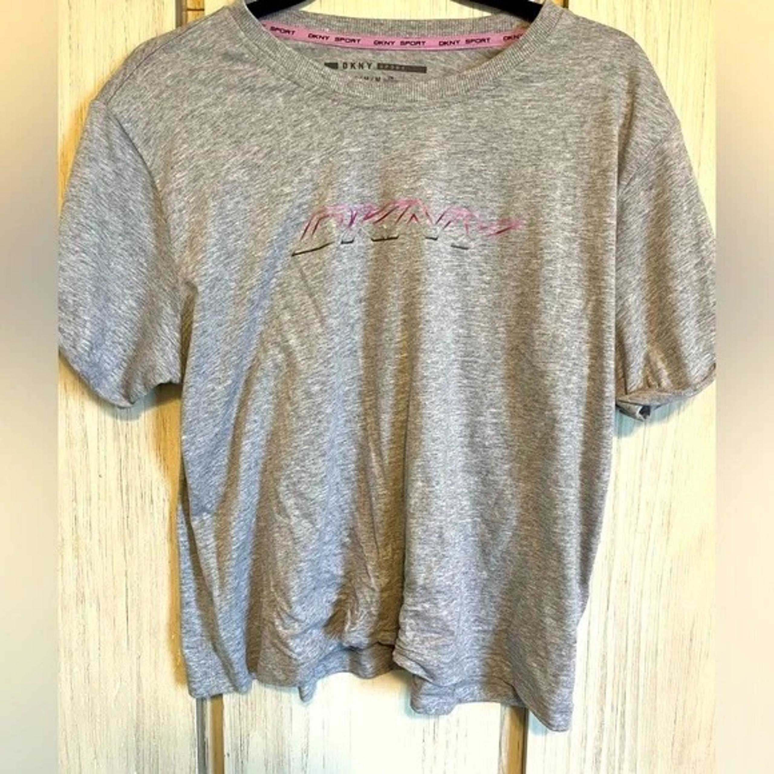 DKNY Sport Grey Womens Workout Tee Shirt - Size M