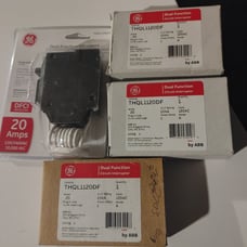 4× Dual function AFCI/GFCI Circuit breaker 20A