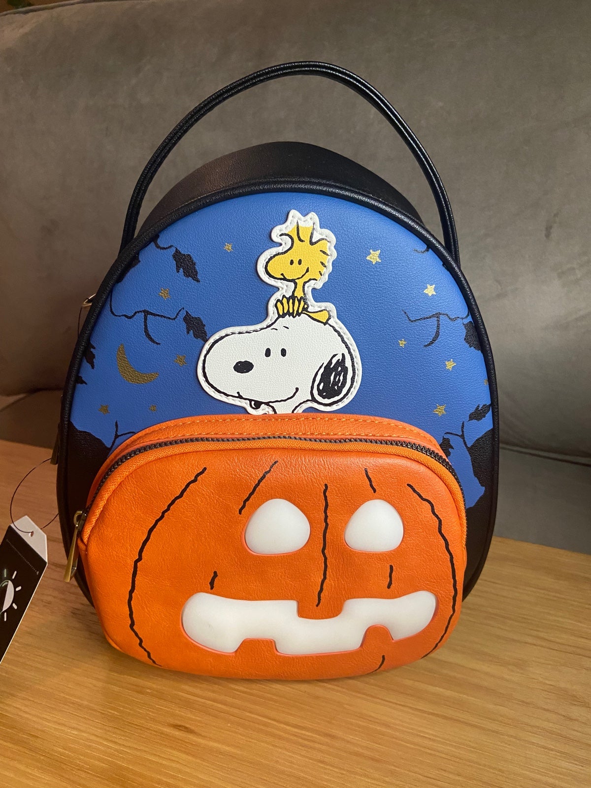 Halloween Snoopy backpack NEW Light up pumpkin