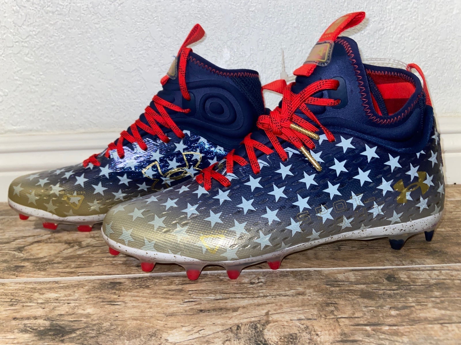 Under Armour Spotlight Lux LE MC USA Stars Football Cleats Mens 10.5 3025366-100 Under Armour Spotlight Lux LE MC USA Stars Football Cleats Mens 10.5 3025366-100